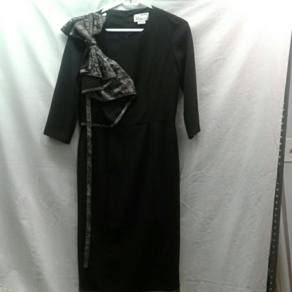 Miri Black Dress - Picture 2 of 4